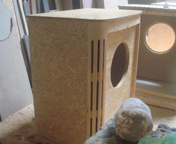 THÙNG LOA SUNG SƯỚNG