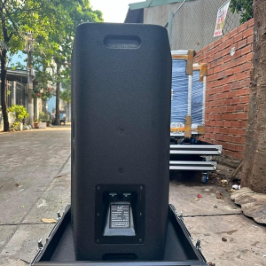 HT 30 thành phẩm d&b acoustic phiên bản v2 bass trép felix