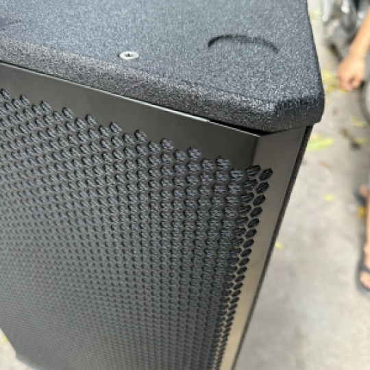 Loa Model d&b -212v2